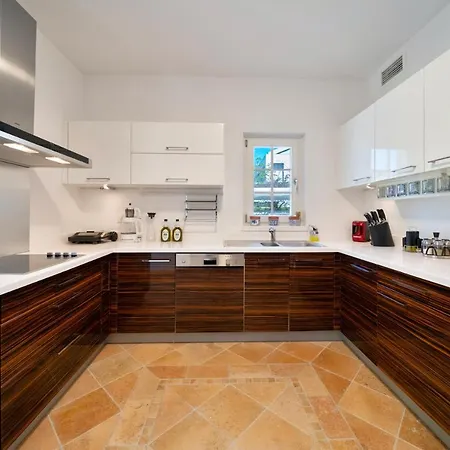 Portville Canal Side Villas 66 فيلة *