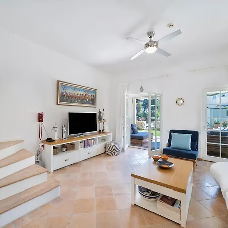 Portville Canal Side Villas 66 غوجيك