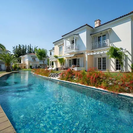 Portville Canal Side Villas 66 فيلة غوجيك